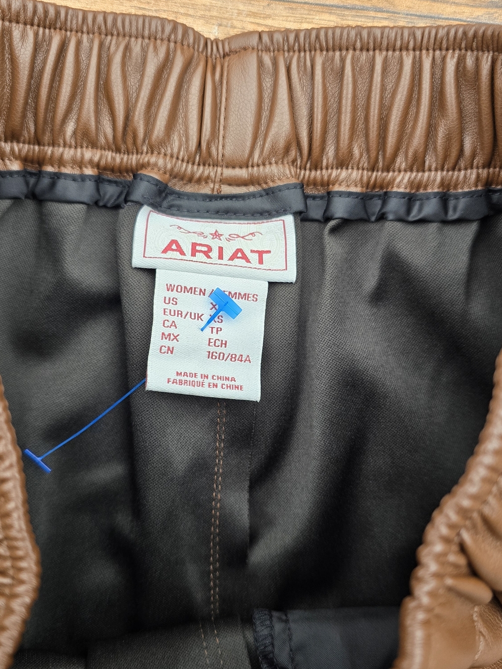 Ariat Faux Leather Pull on Jogger Pants Western Stitching Size XS - Picture 8 of 9